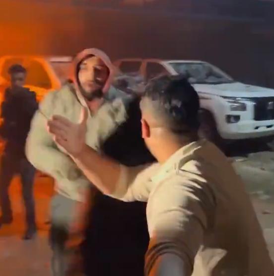 叙利亚人也开始了行动，多地发生反朱拉尼起义，白宫这次赔大发了！

据2026年3