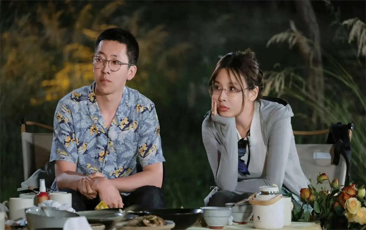 再见爱人[超话]  葛夕身材好辣  葛夕深圳开车被追尾，现场不见留几手，本人看起