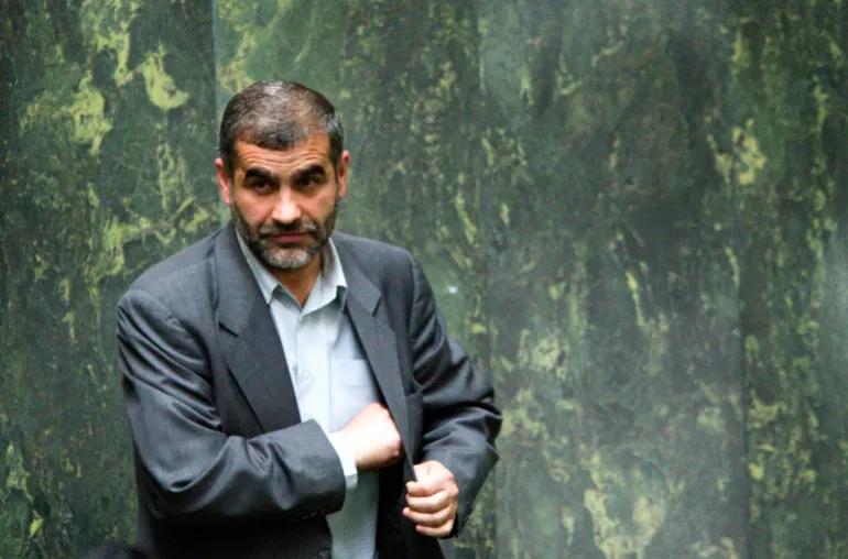 伊朗议会议长呼吁对美国采取“坚定”立场
伊朗议长表示，伊朗不应与美国总统唐纳德·