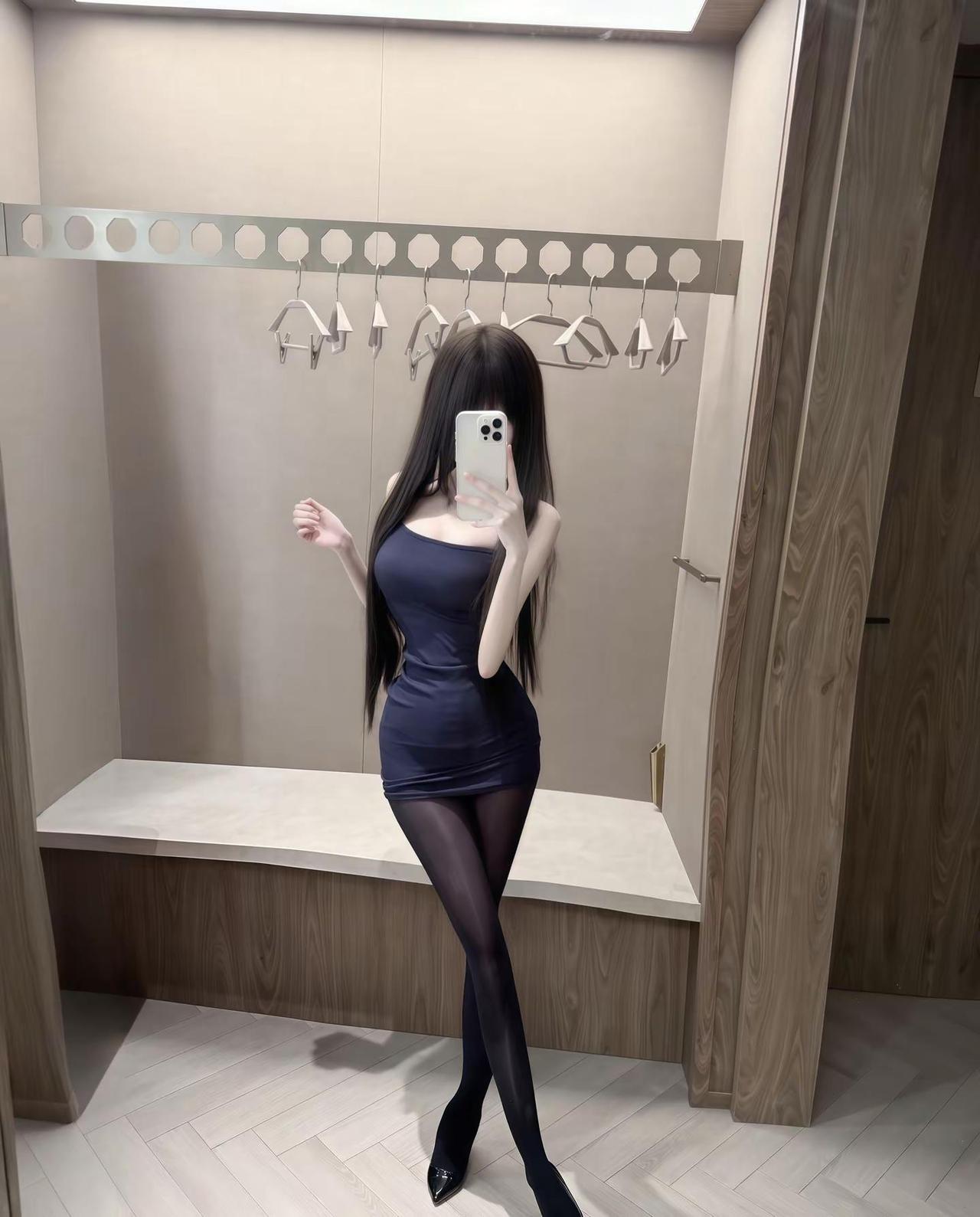 不是说恨我一辈子吗?怎么我勾勾手指你又凑过来了御姐风穿搭