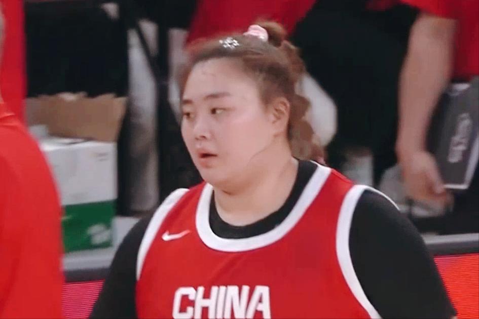 说什么来着？
刘禹彤无奈落选，
中国女篮12人名单确定 。

结束武汉最后一场热