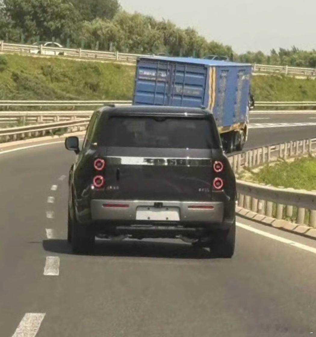 享界G9实车，这个气场大家感觉怎么样？享界G9新能源汽车