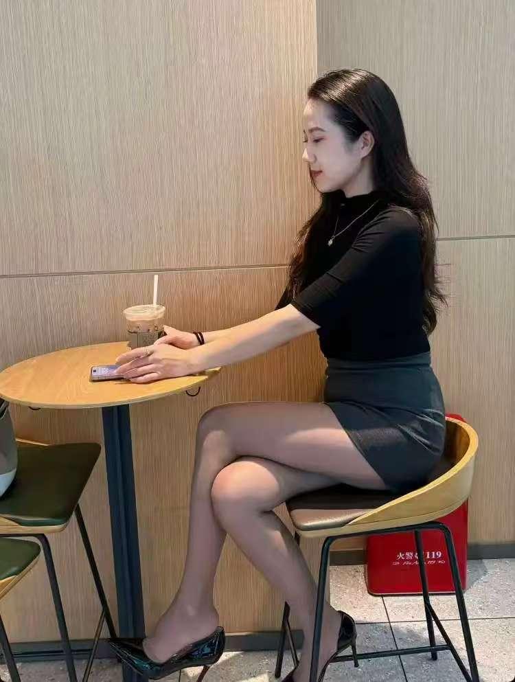 ​​​​​​​​​​​​​​​​经得起打磨，
耐得住寂寞，
扛得起责任，
能肩负