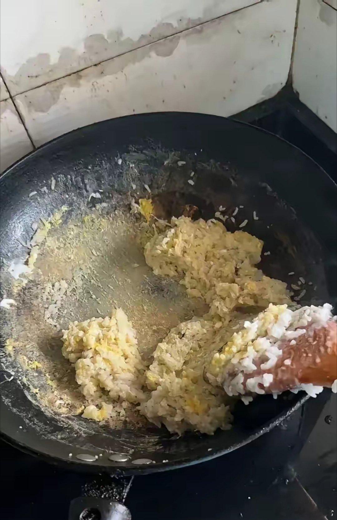 不懂就问：这个是锅不行吗[汗] 