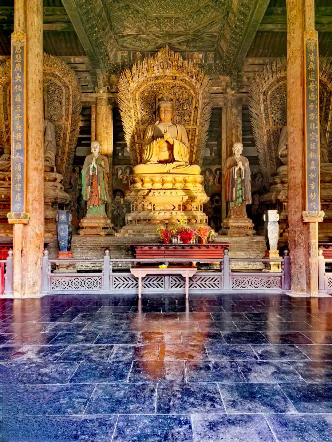 山西善化寺，位于大同古城南门，主要包括山门殿、三圣殿和大雄宝殿三个主体...