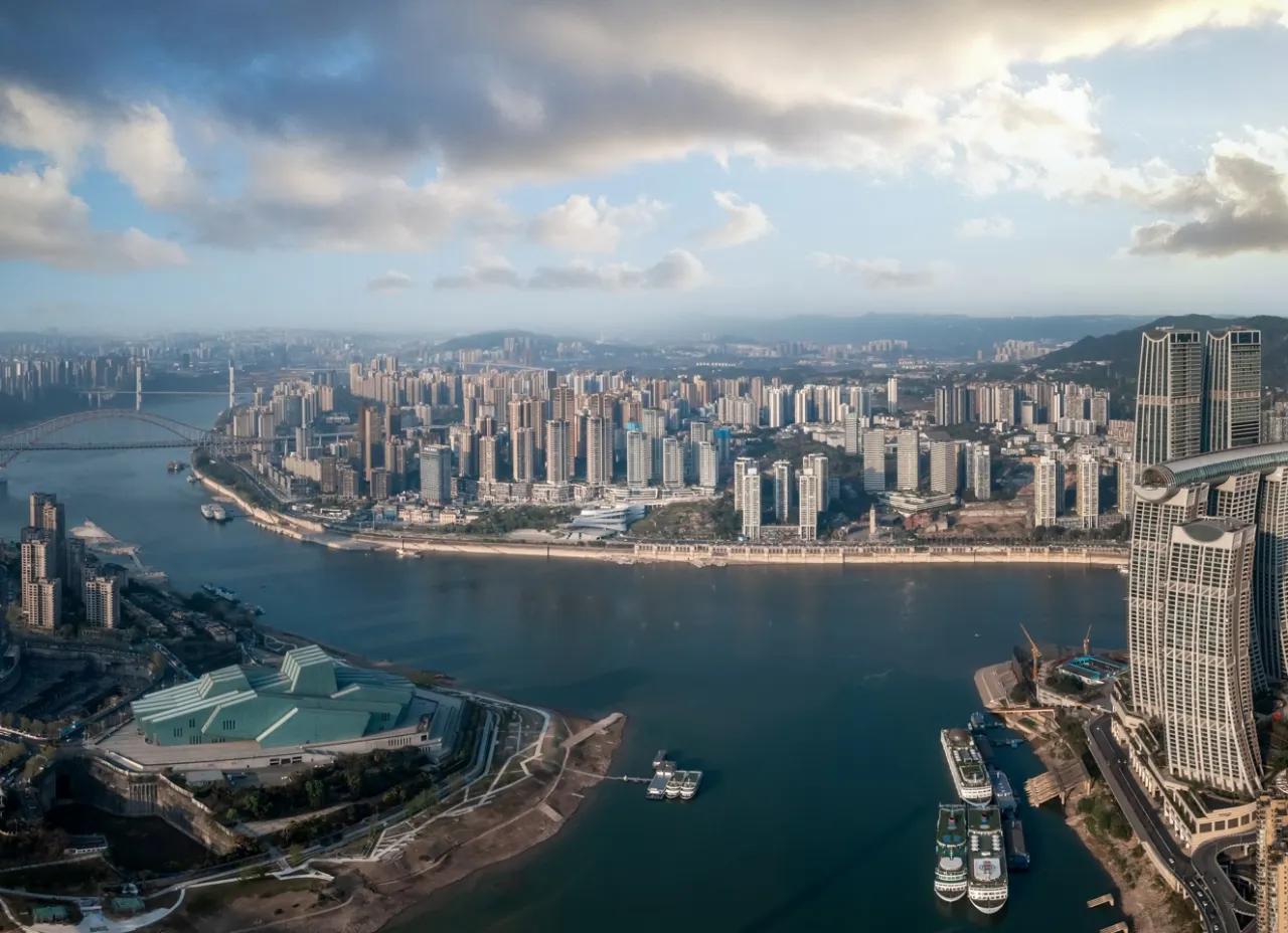 我家临街开个超市，4年前一年定烟烟款45万，前年22万，22年17万，每月300