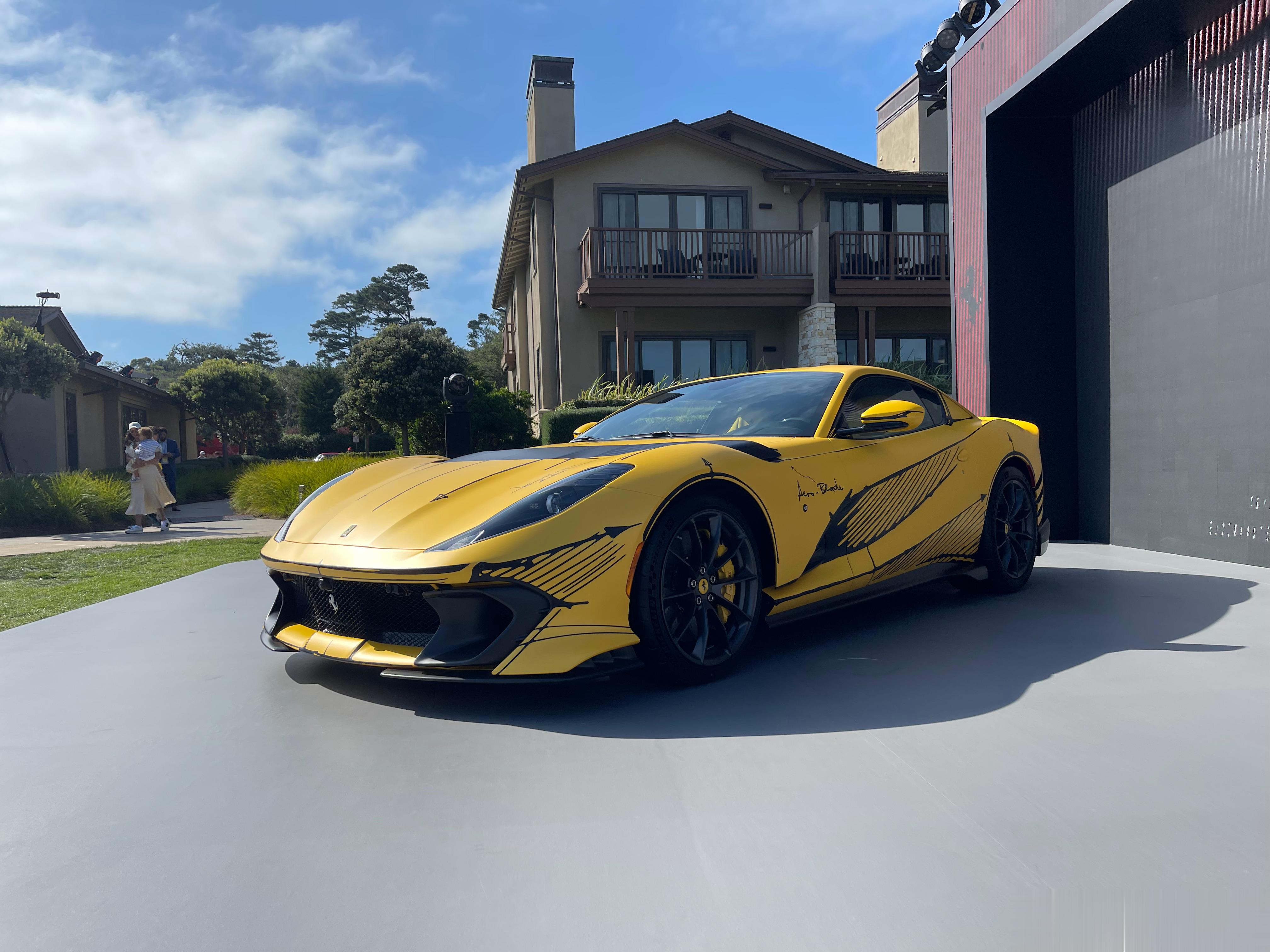 晚安，今天阳光很毒，感觉被晒伤了[允悲]应该是最特殊的一台812 Competi