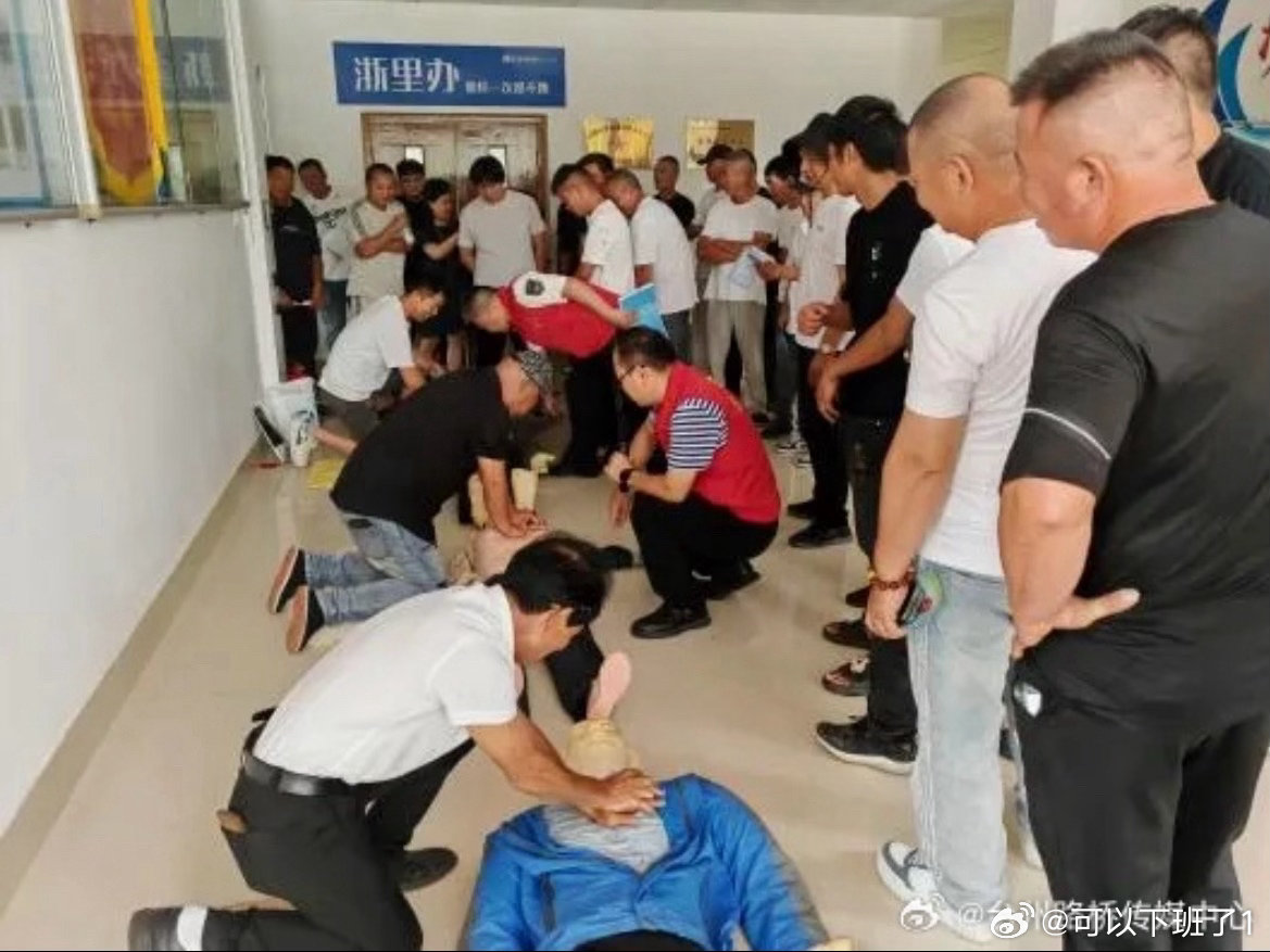 台州路桥六个一硬核守护把平安写进每一片海 实行一船一档精细化管理，路桥借着伏休窗