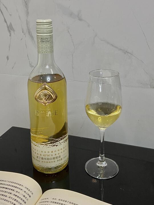 春游野餐🍃可以喝的香奈儿葡萄酒🥂