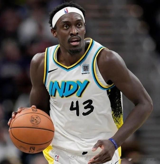 NBA历史上只有三名球员在赛季中期被交易到新球队后连续进入分区决赛：

拉希德·