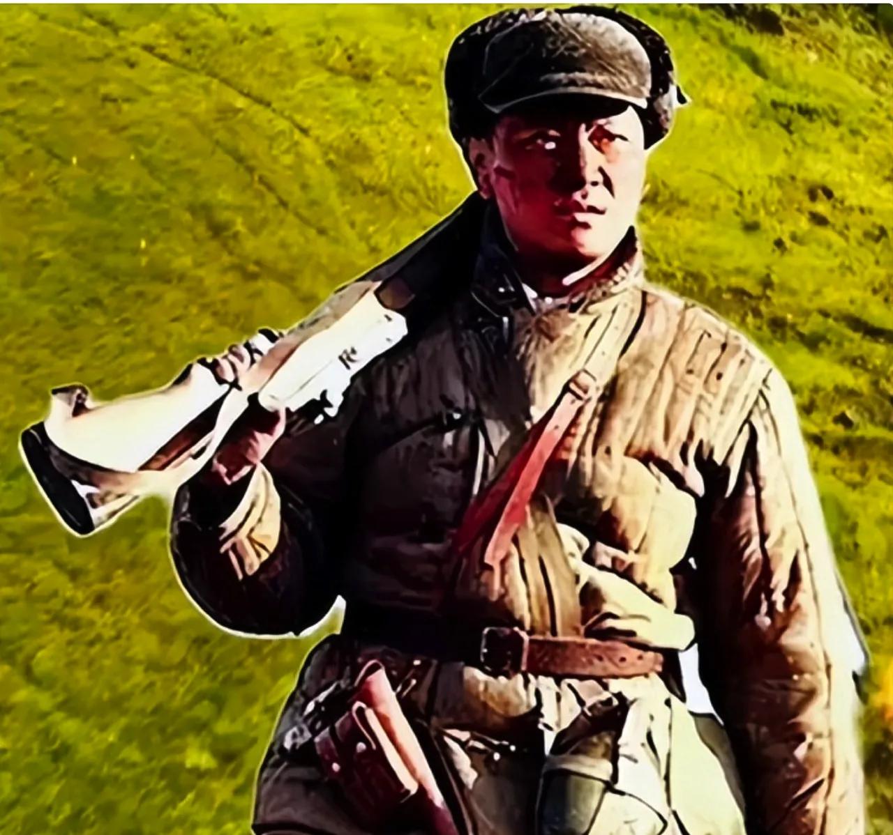 1951年，17岁志愿军战士被俘虏，美军打算押他请赏，可路上，前面美军突然脚滑摔