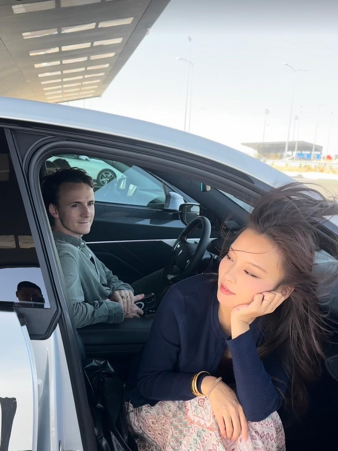 一万两千公里的浪漫：深蓝S05用旅程书写中国制造信赖诗篇
当一辆满身风尘的深蓝S
