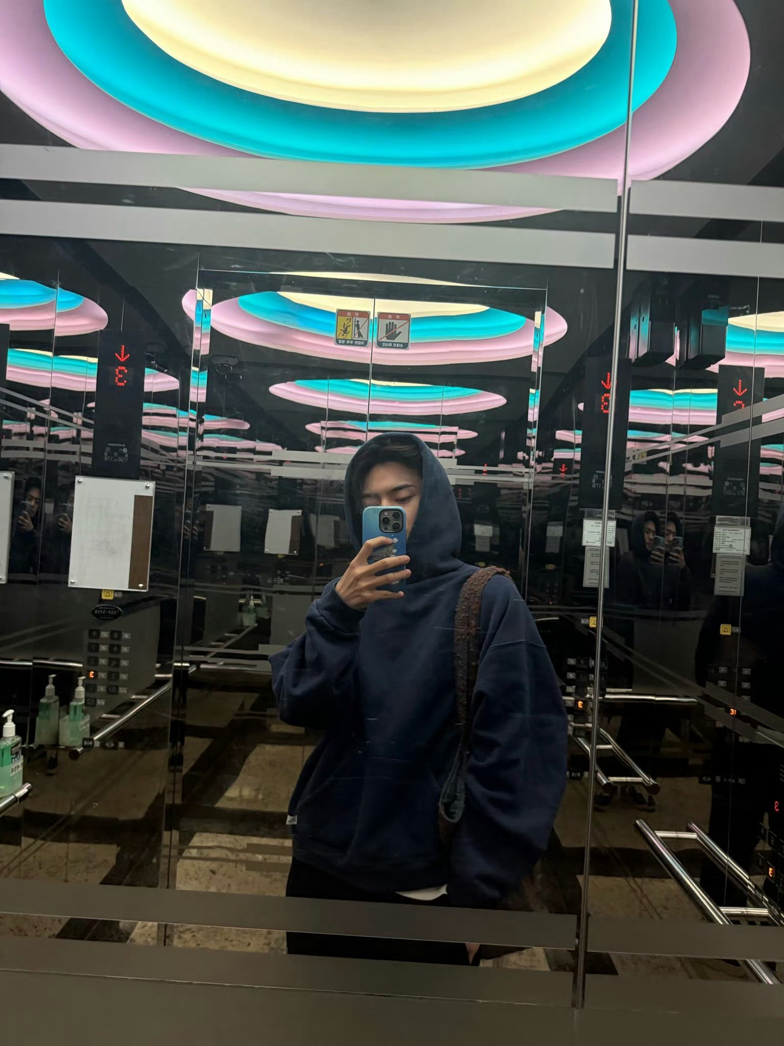 葛格早上好。 