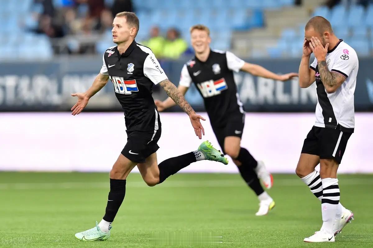 宇哥推球💥⚽内部精准方案在煮页置顶👗赛事：荷乙012场球队：方向：客胜比分：