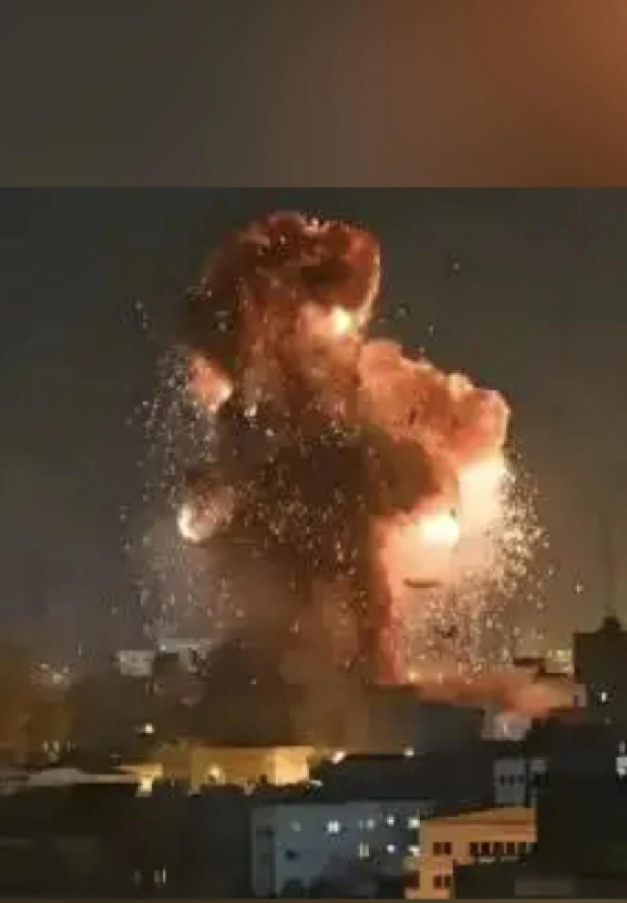 外交部正式回应：一名中国公民在伊朗德黑兰遇难。
2月28日，美以对伊朗发动突袭，