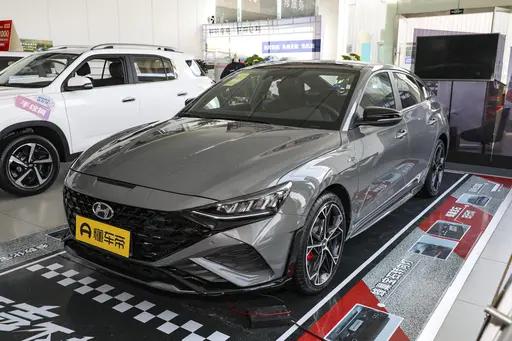 12万级买菲斯塔，我反而更纠结：新款低配，还是二手顶配？
 
最近翻菲斯塔的价格