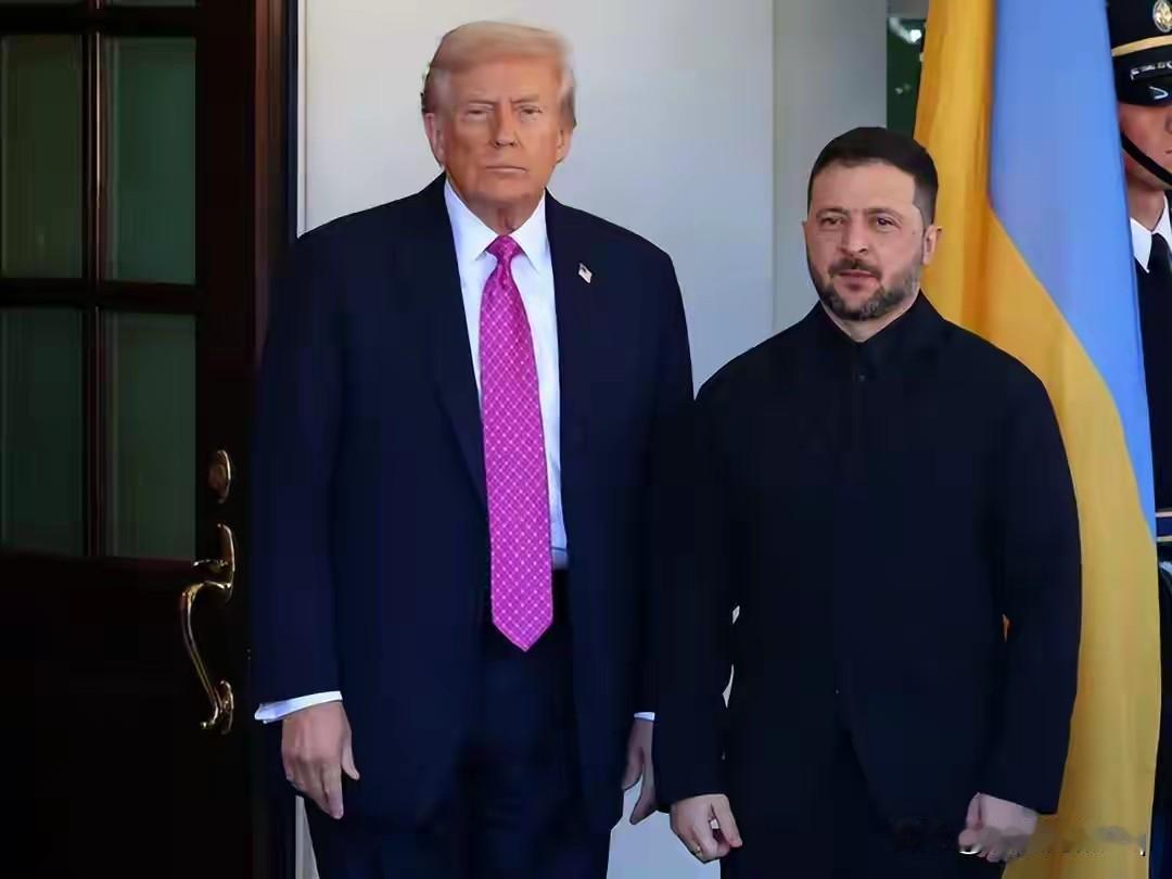 收敛锋芒？
美国最新的乌克兰和平协议草案，大概是已经发到乌克兰好几个小时了，但泽