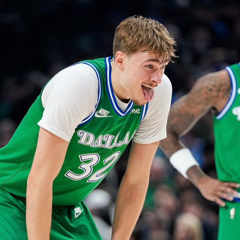 弗拉格三月复出以来的5场比赛场均15.6分7.8篮板6助攻但是命中率只有35.1