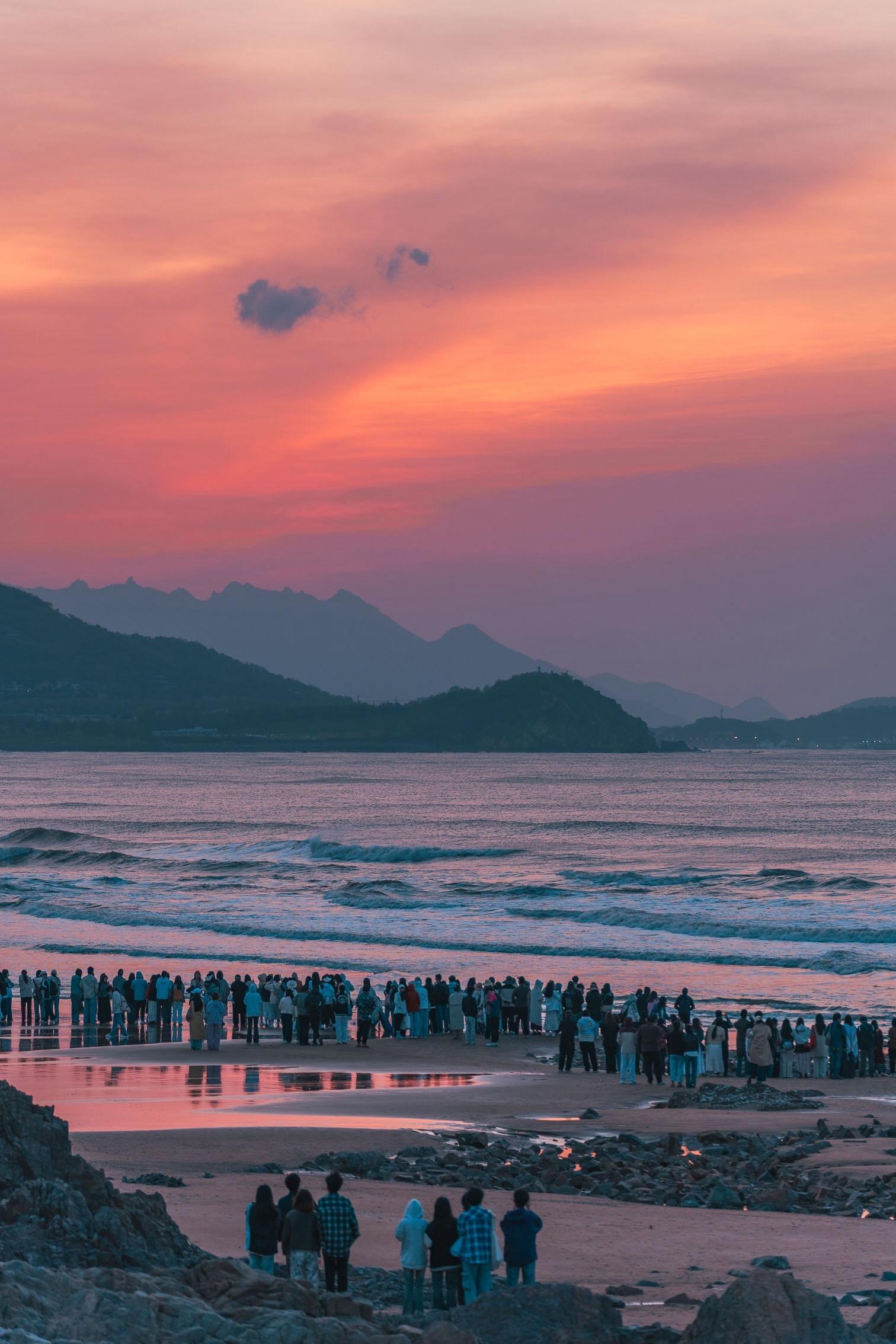 在海边，等一场日出