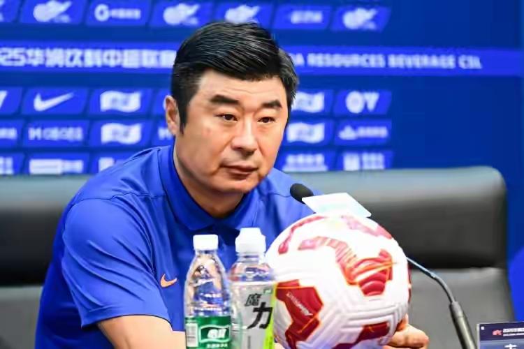 山东泰山队奔赴武汉，中超联赛最后一轮客场战三镇。两队都进前三无望，无保级之忧，看