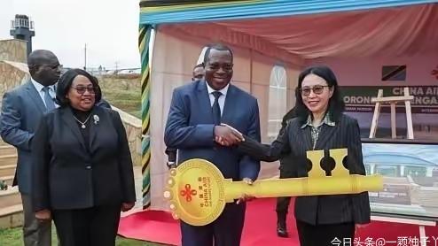 坦桑尼亚的巴加莫约港项目，当年中坦达成百亿合作协议，计划打造东非第一大港，这本是