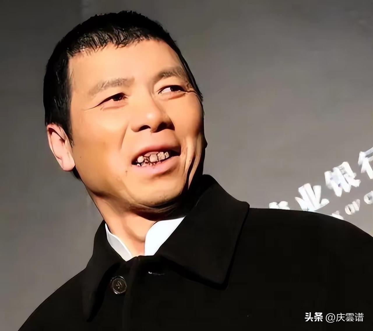 红大姐这事其实始作俑者是冯导，到现在不但不出来给说句话，反而只顾着自己，50多位