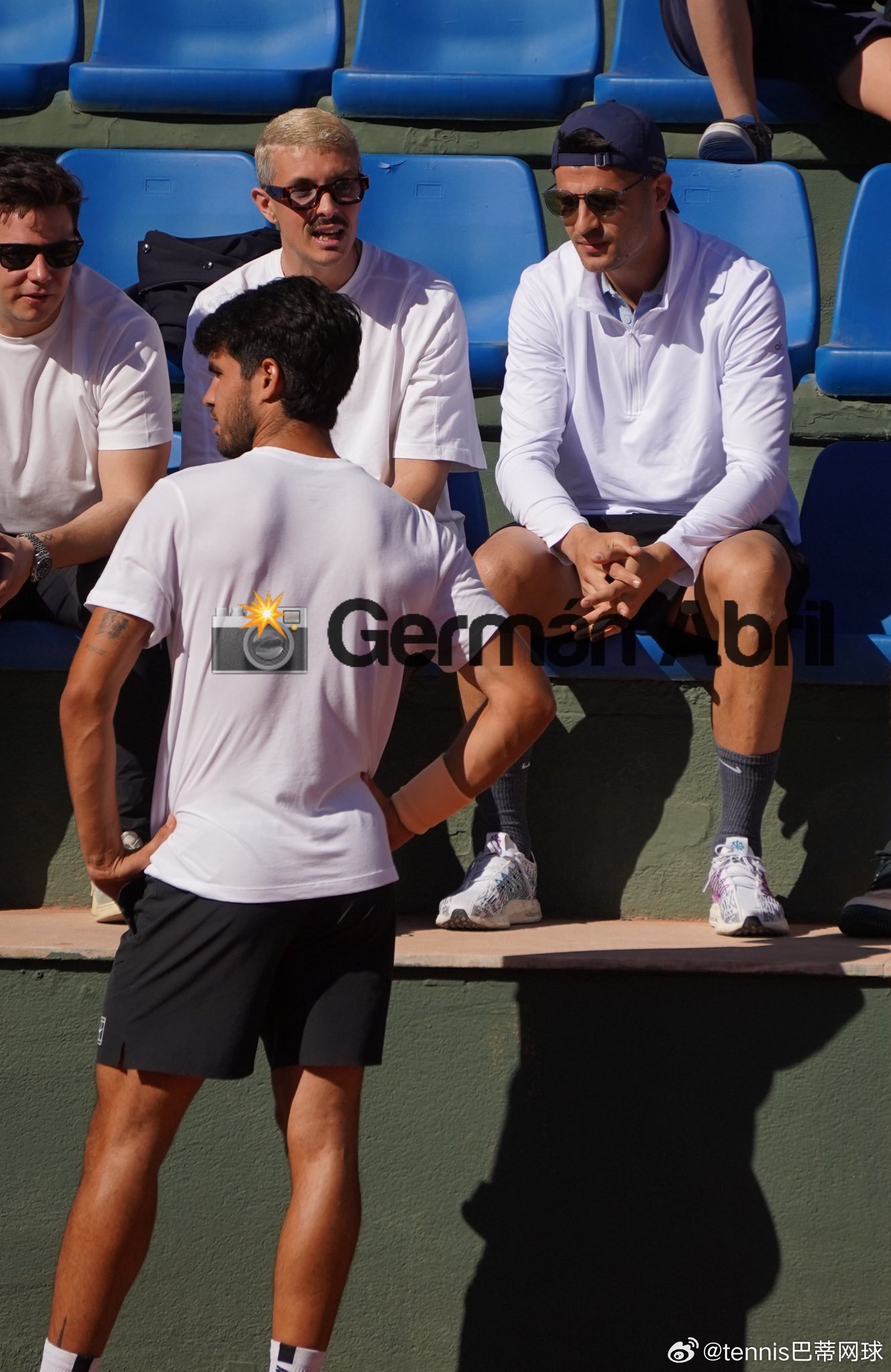 阿尔卡拉斯今天迎来一位贵宾西班牙国家队队长莫拉塔今天来到穆尔西亚，参观了阿尔卡拉