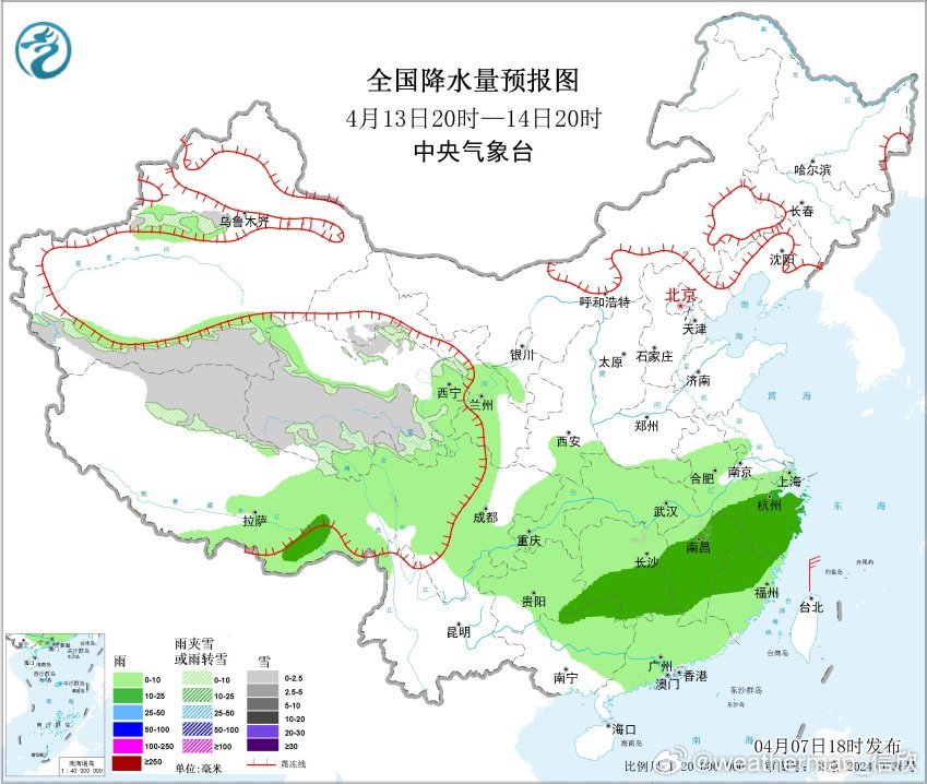 【强降水】昨晚到今天，青藏高原和东北的降雪在夜间较强，白天逐渐减弱或停止。南方的