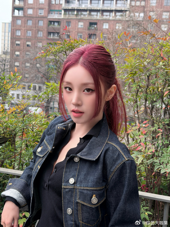 宋雨琦官宣入职乐事被雨琦的入职日常狠狠治愈！从专属工牌到薯片自由，每一帧都满是活