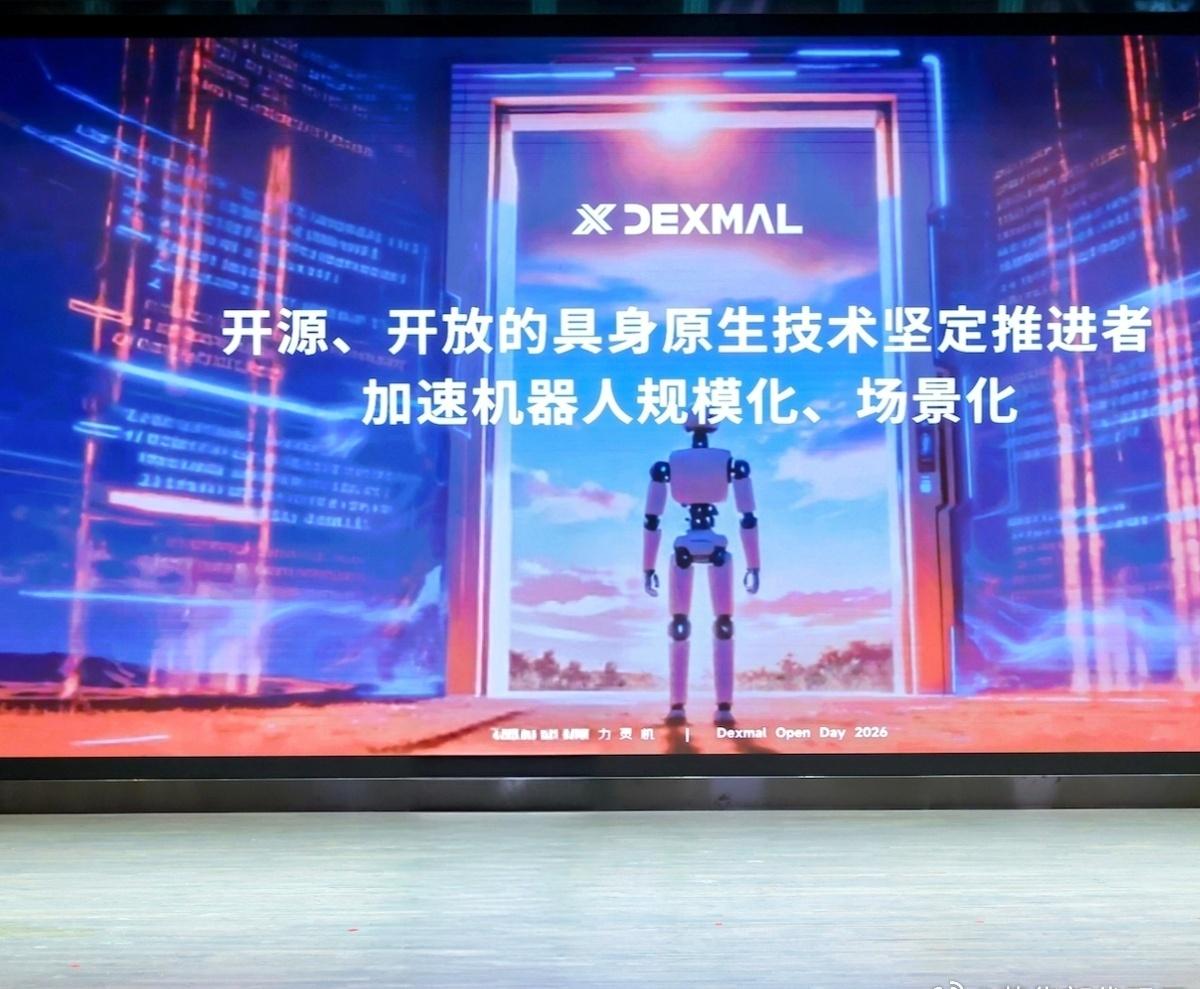 【AI下一个浪潮正是“具身智能”，今年是具身智能元年】

今年是具身智能元年”，