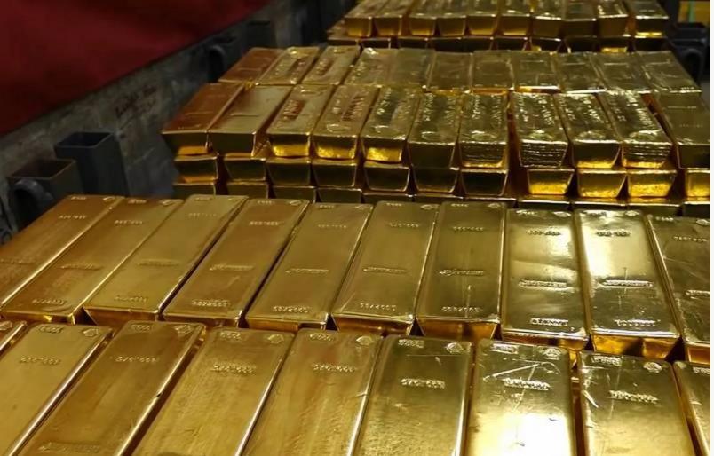 法国已将所有黄金储备从美国转移至巴黎，德国即将紧跟其后！
    法国方面不再将