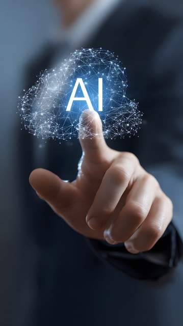 为什么有人用 AI 月入 6 万，你却只学会了收藏课程？