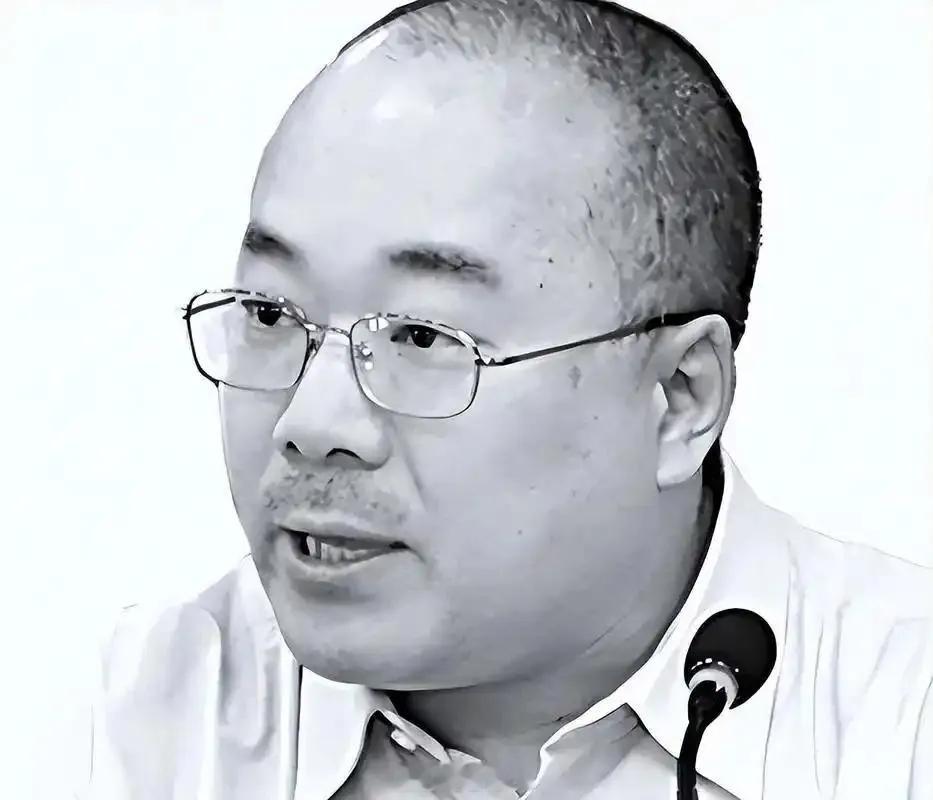 笔骨子有事说事 ⚠️潜伏30年的央媒“笔杆子”竟是日本间谍！在国安部门近年公布的