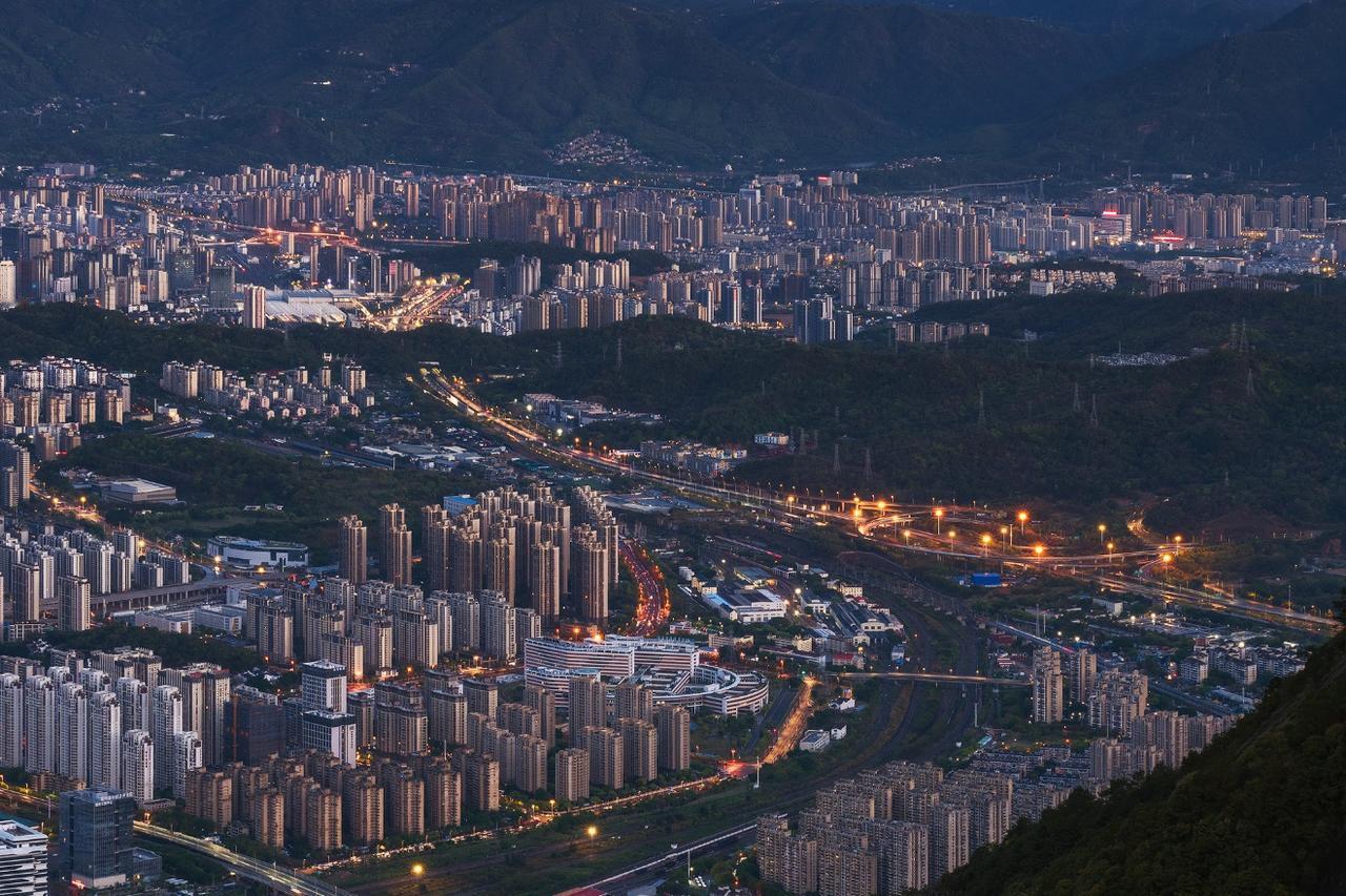 入境游TOP20：福州还要多久反超厦门？

前几天去哪儿旅行发了一份《2026上