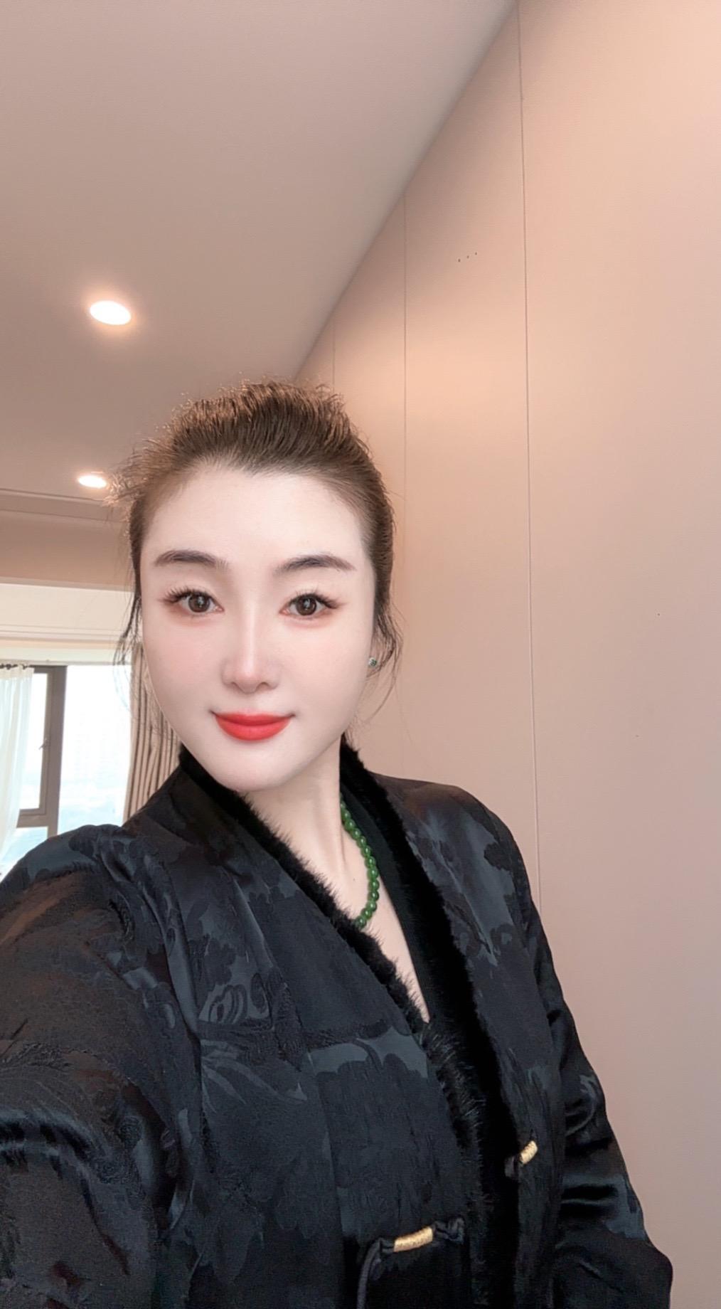 人这一生最好的贵人～就是大气向上的自己～