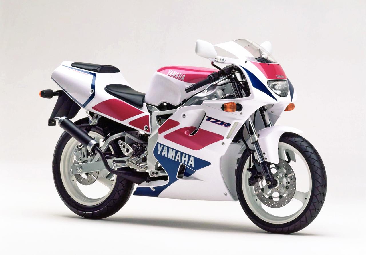 Yamaha 上世纪的【粉红年代】

对于一直强调自己在赛车领域里之成就的 Ya