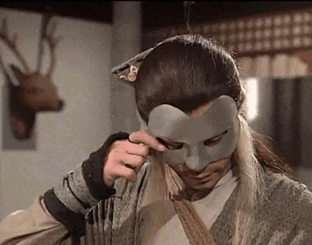 “风陵渡口初相遇，一见杨过误终身”，这句话，大概就是为古天乐版杨过量身定做的！
