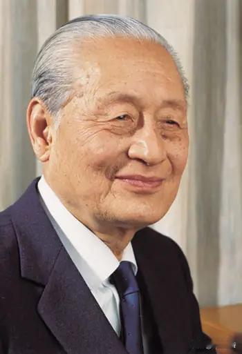 有跟我一样，喜欢赵朴初先生书法的吗?
赵朴初先生的书法，带着一种禅意，脱离了烟火