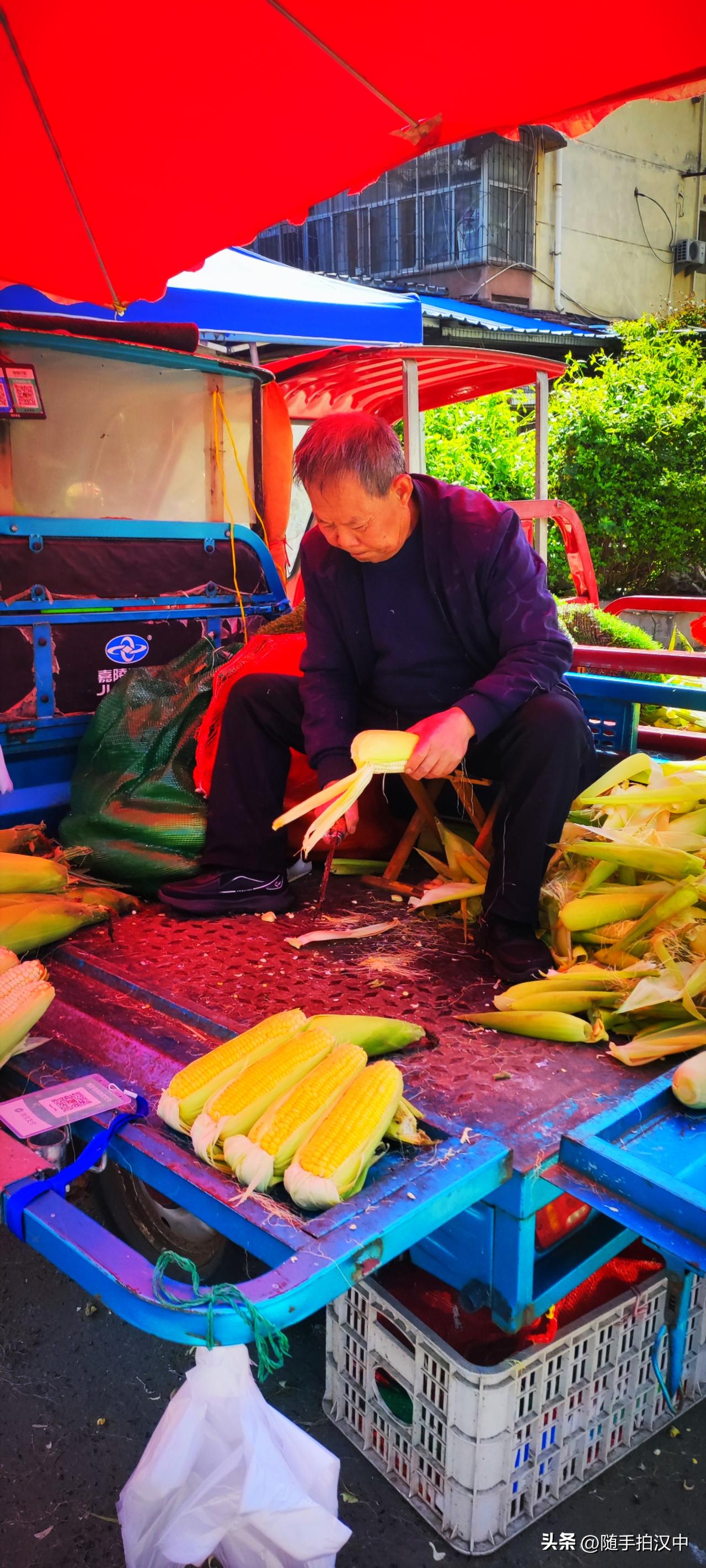 春日生活打卡季时光荏苒，春日过半。今日进入四月，老家的菜市场里已经开始了更多的果