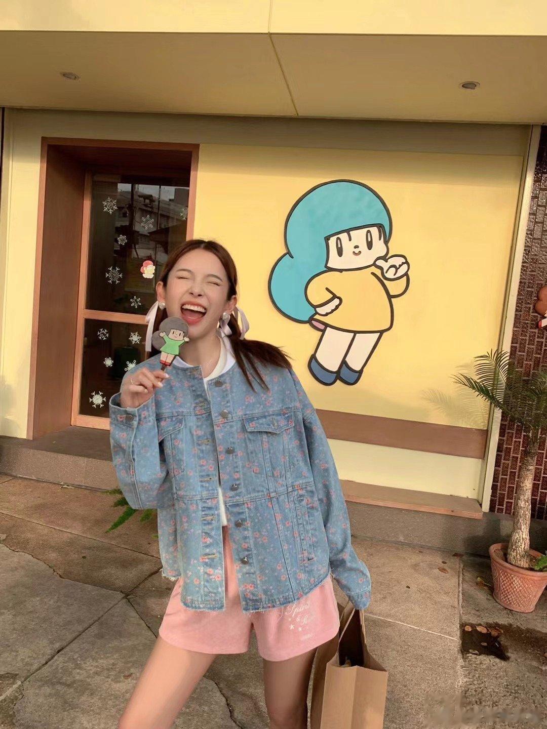   -ᙏ̤̫· ᴴᴱᴸᴸᴼ ᴼ̈⃝♡今日份小可爱²新鲜出炉⋆ * ⋈ ​​​