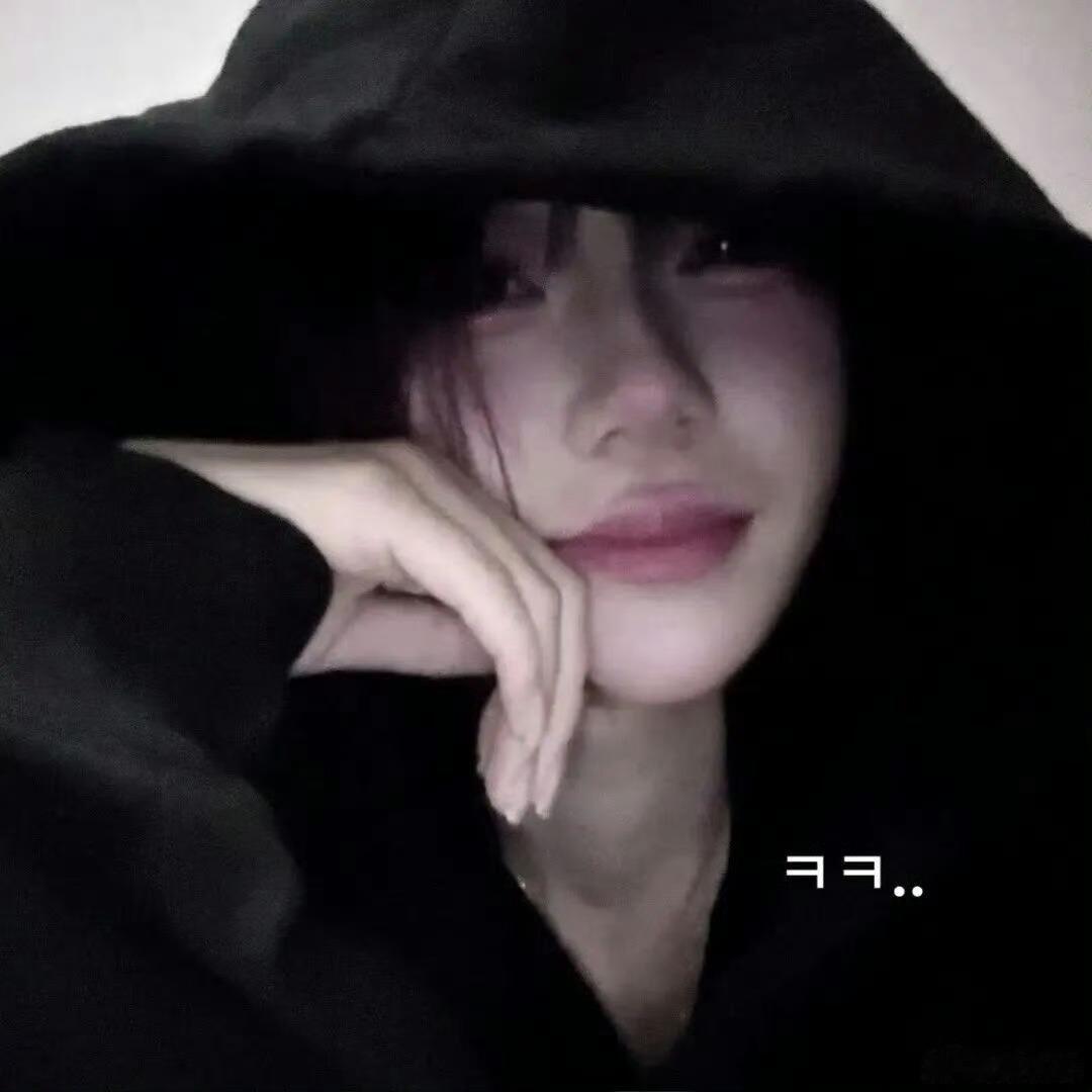 ₊˚.𓏴ᦒ 𝑆ℎ𝑎𝑟𝑒｜韩系の一切…🤍ᦒ𓏴 ₊˚女头搭配丨韩系低饱