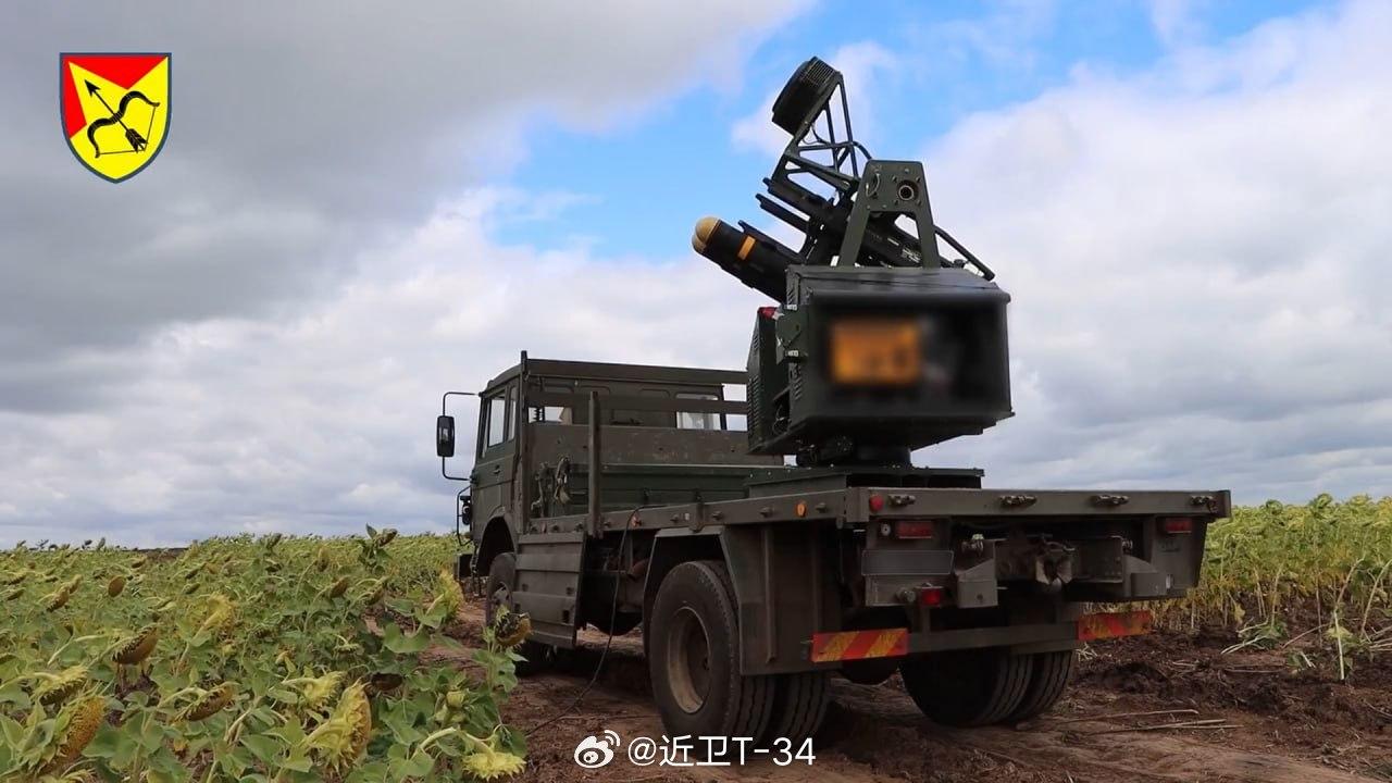 乌克兰将美制“地狱火”空地导弹改装反过来凑合着当地空导弹使
乌军新组建的第302