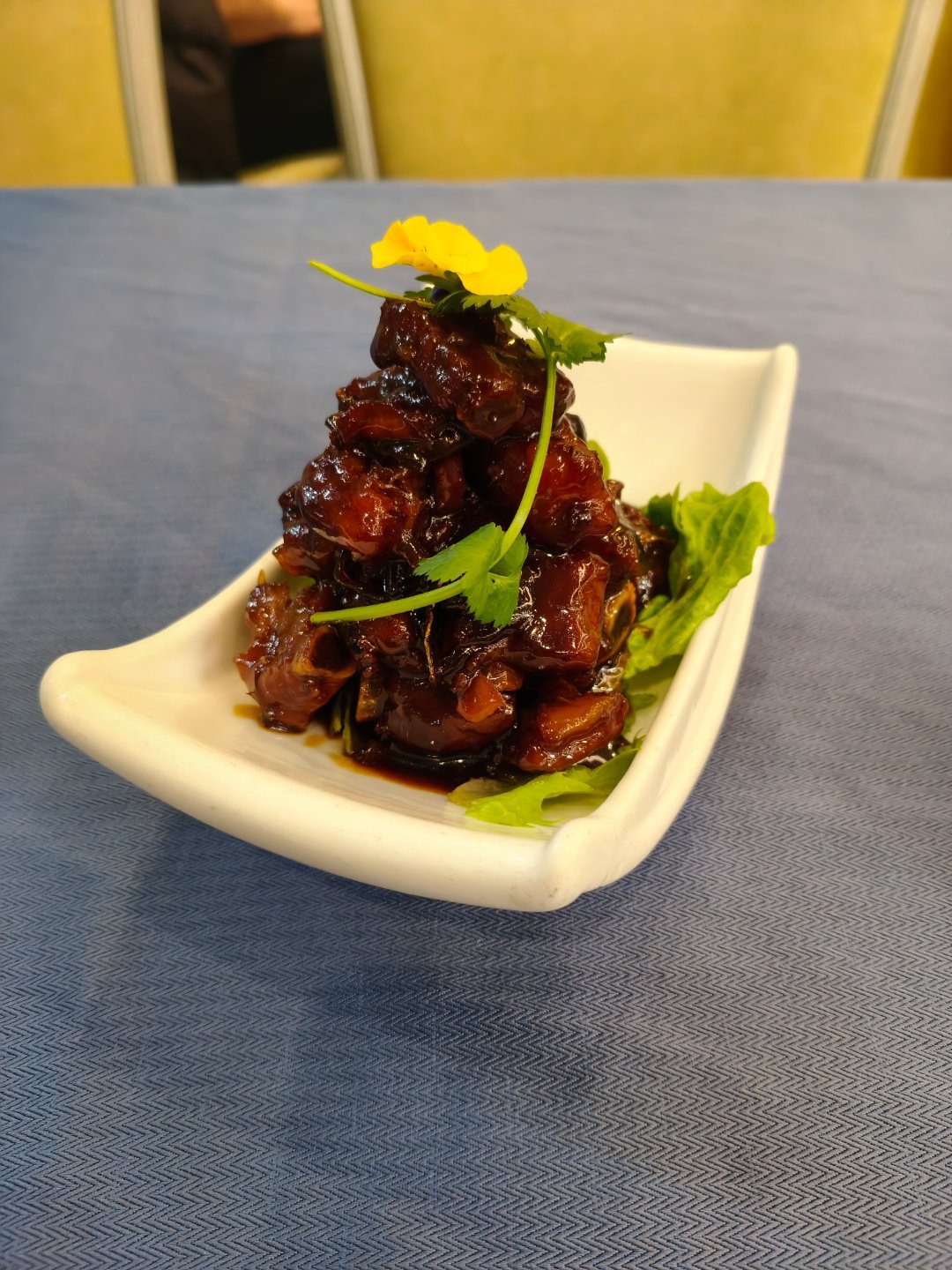 本邦菜我吃的挺好吃的，可能是因为福州那边吃甜比较多还有我平常做菜放糖的原因点的蟹