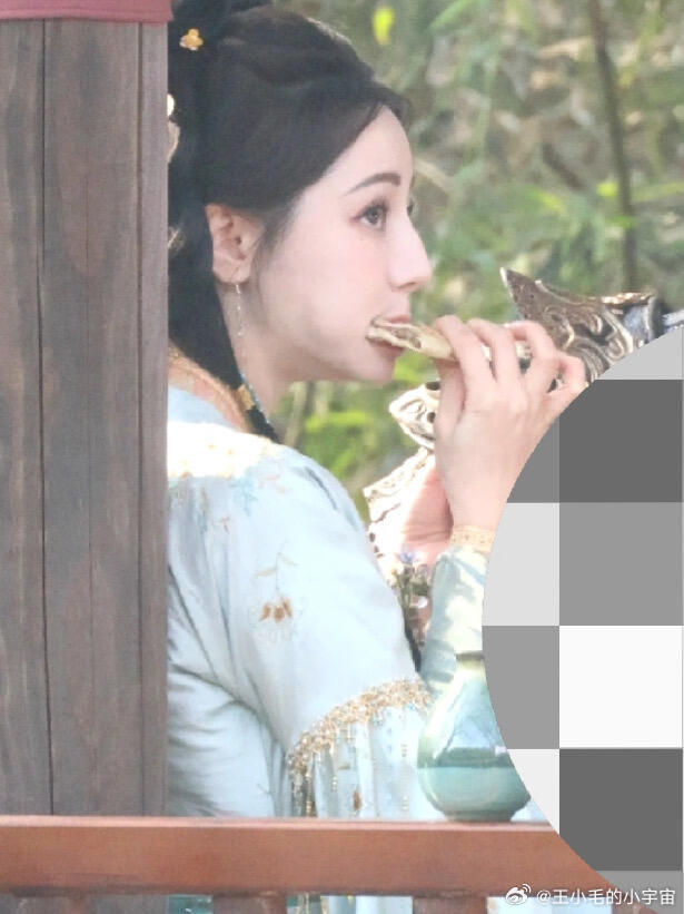 理解热巴为啥四百年没食欲了 没了五感的贺思慕，面对食物时，没有了嗅觉的引导、味觉