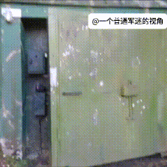 俄军之前展示保存在仓库中的核弹头的镜头，视频中可以看到负责打开仓库的老大爷穿着打