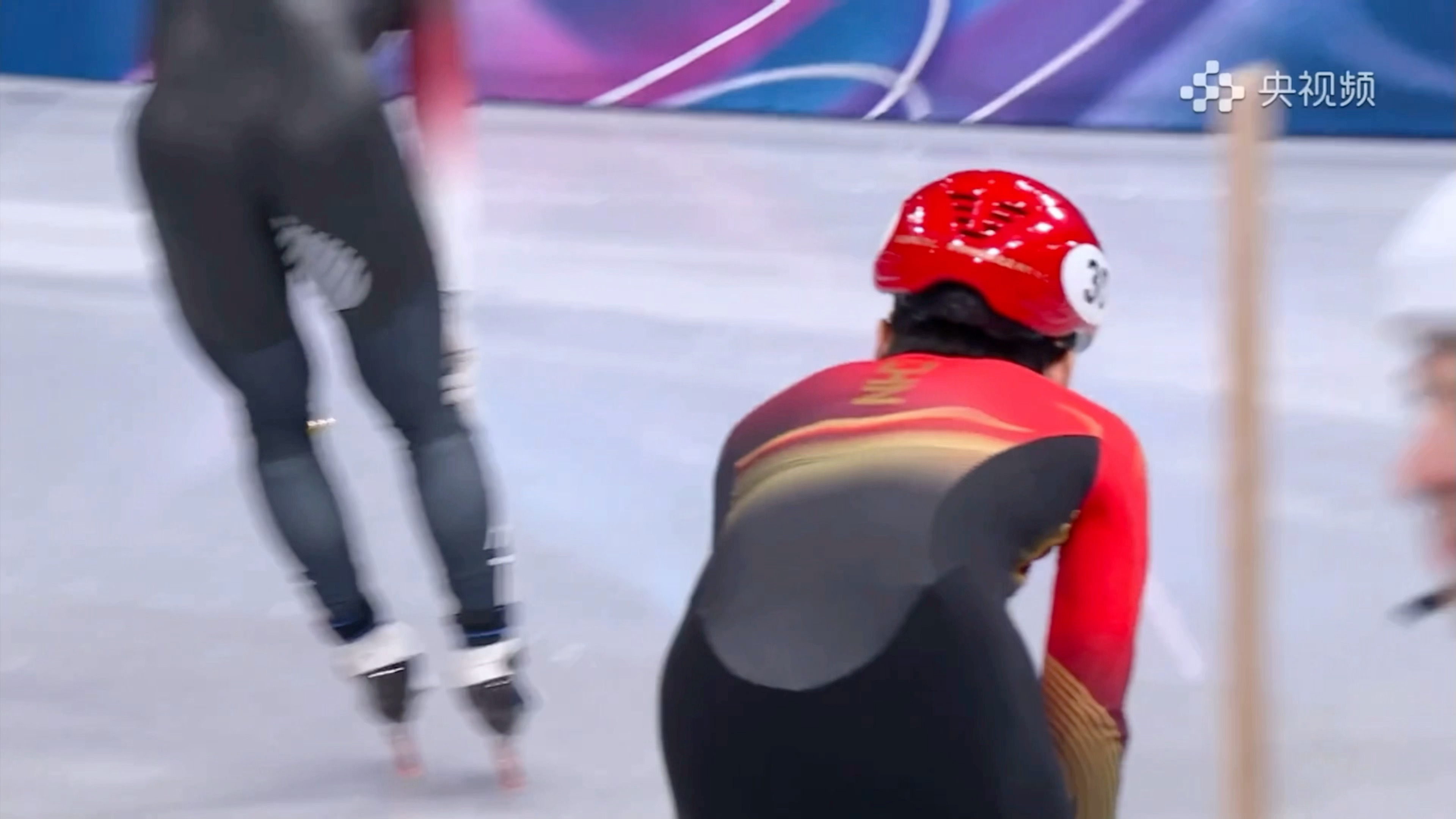 刘少昂林孝埈孙龙全员晋级有坎坷 …… 但好在大家都进了男子短道速滑1000米预赛