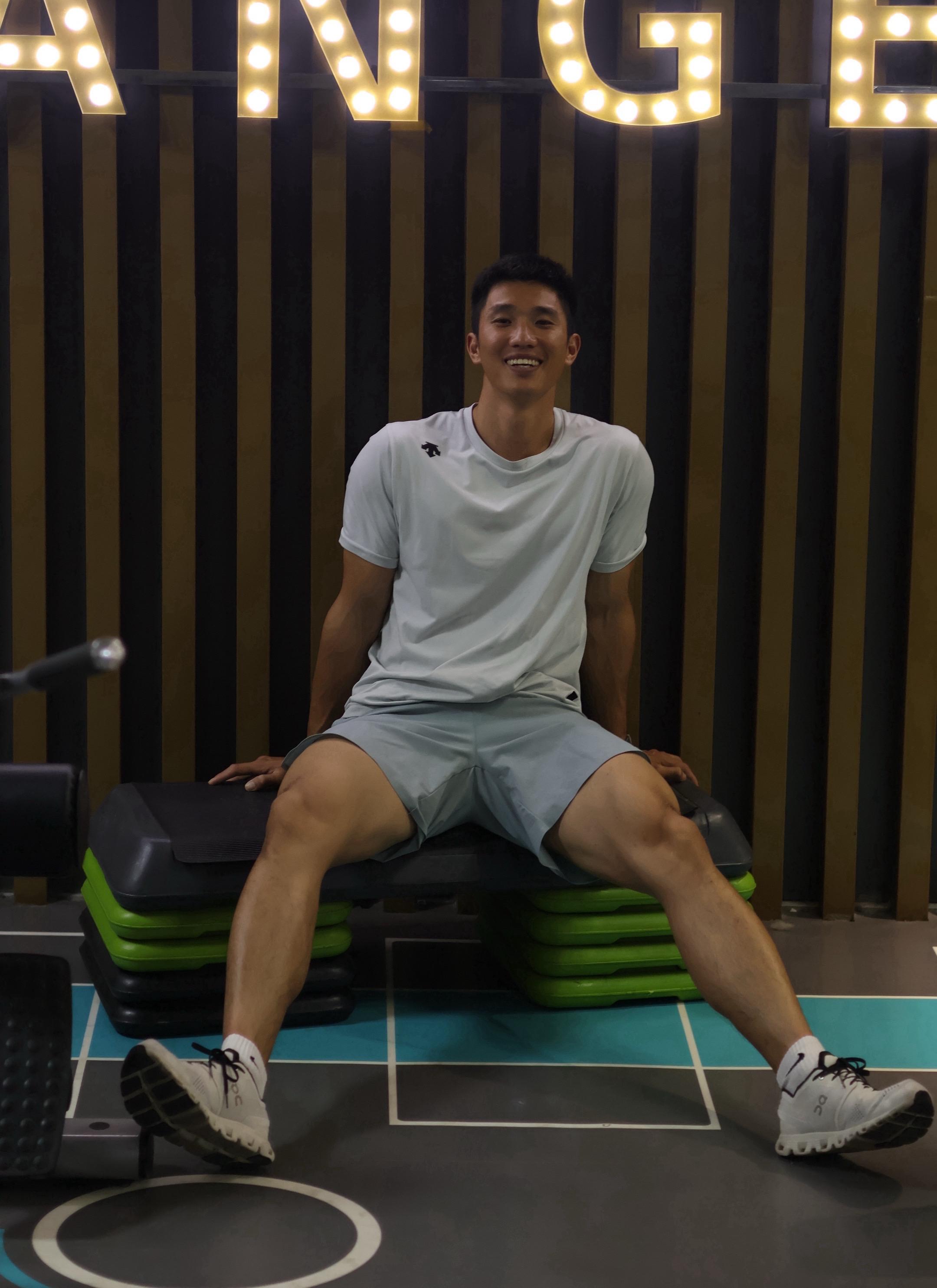 练肩练背是兴趣，练腿才是真本事。