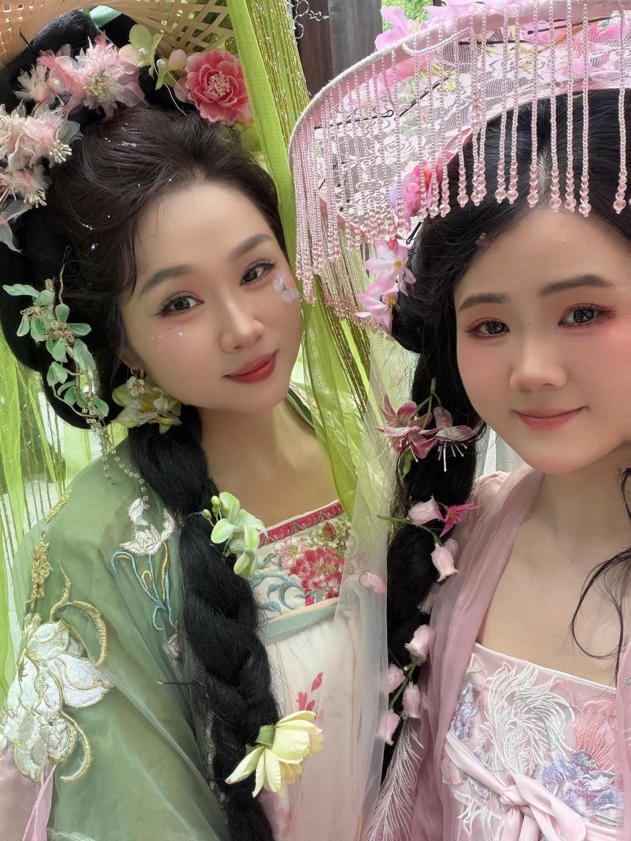 发个预告片