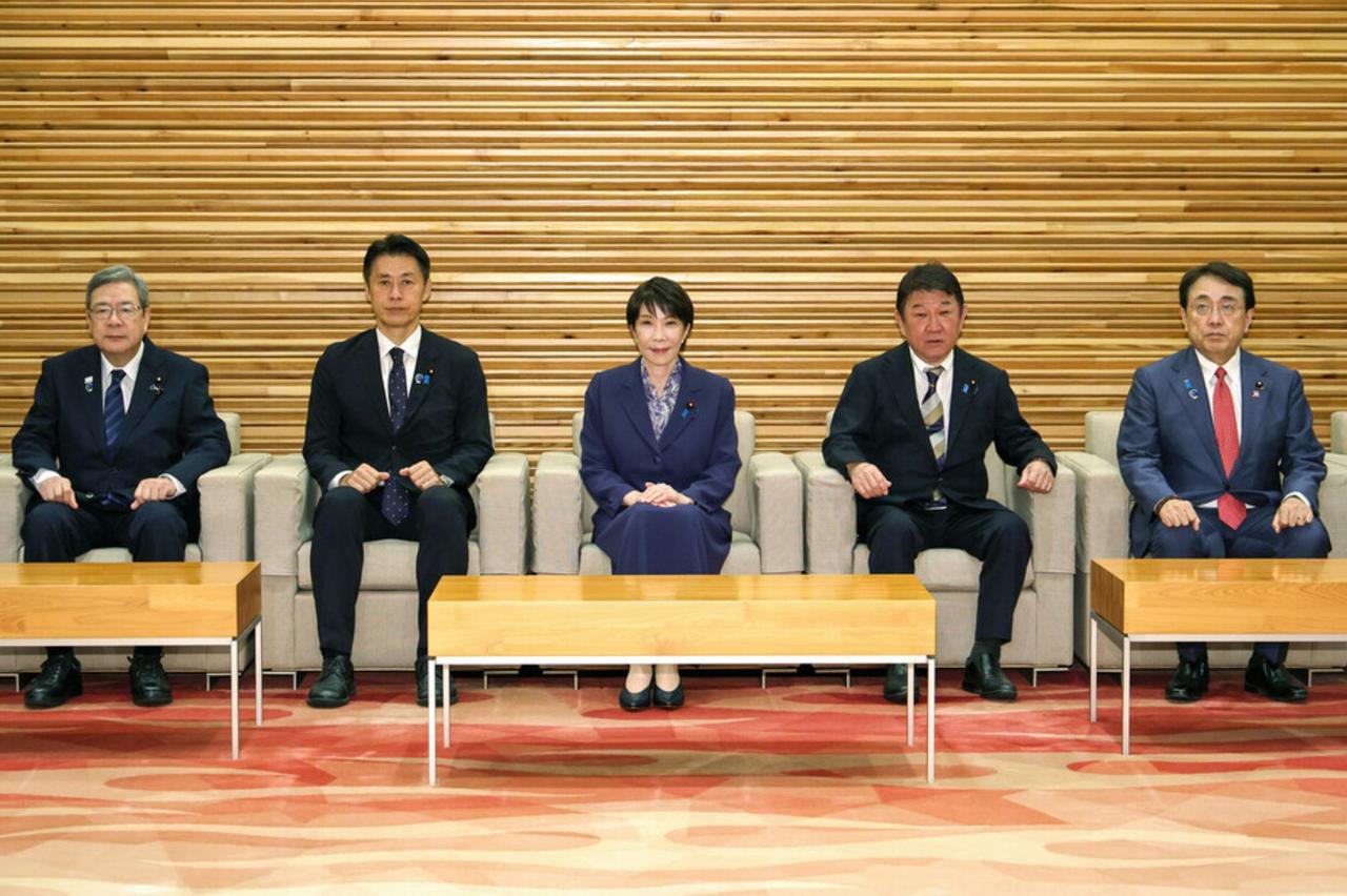【日本作家山田淳指出日本GDP跌至世界第6位仅仅是开端。高市必须正视背负着巨额债