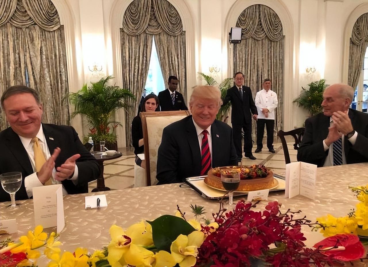 在象征新闻自由的白宫记者晚宴上传出枪声，这一反差足以让整个华盛顿哑口无言。202